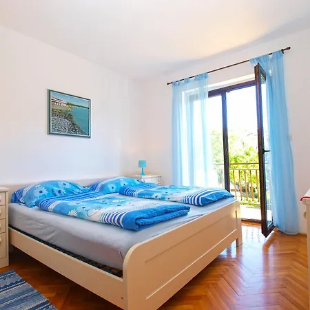 Bubamara 1398 Apartment