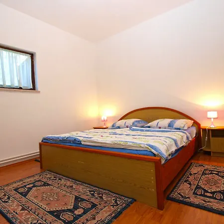 Apartment Bubamara 1398 Pjescana Uvala